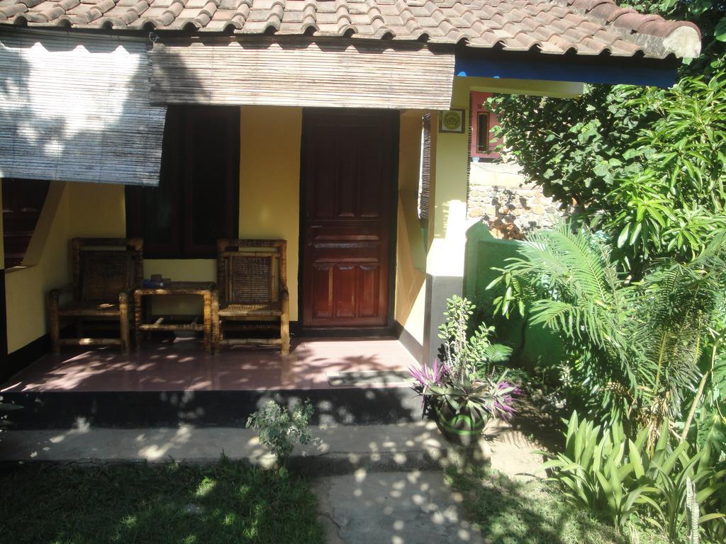 Diyah Homestay Kuta  Exterior photo